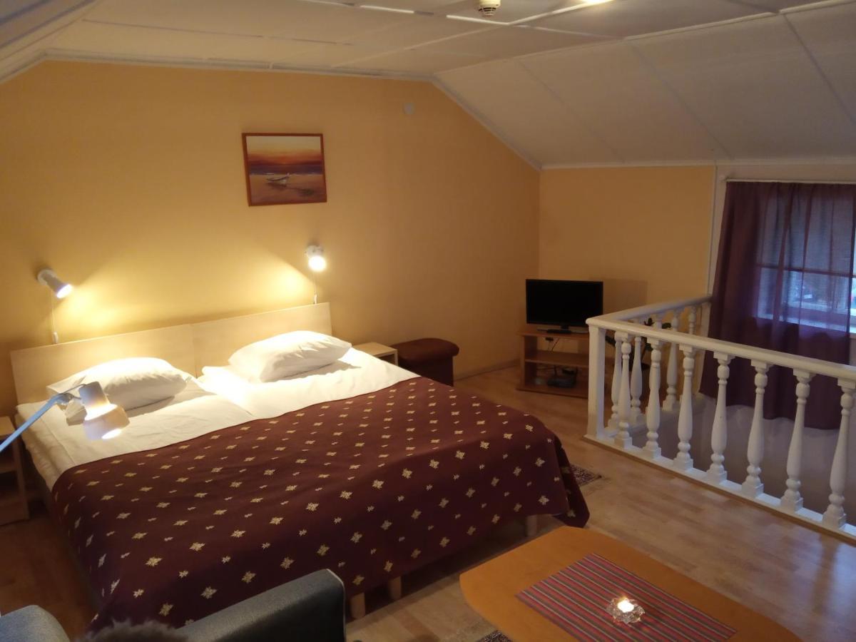 Repo Hotel Kuressaare Exterior foto