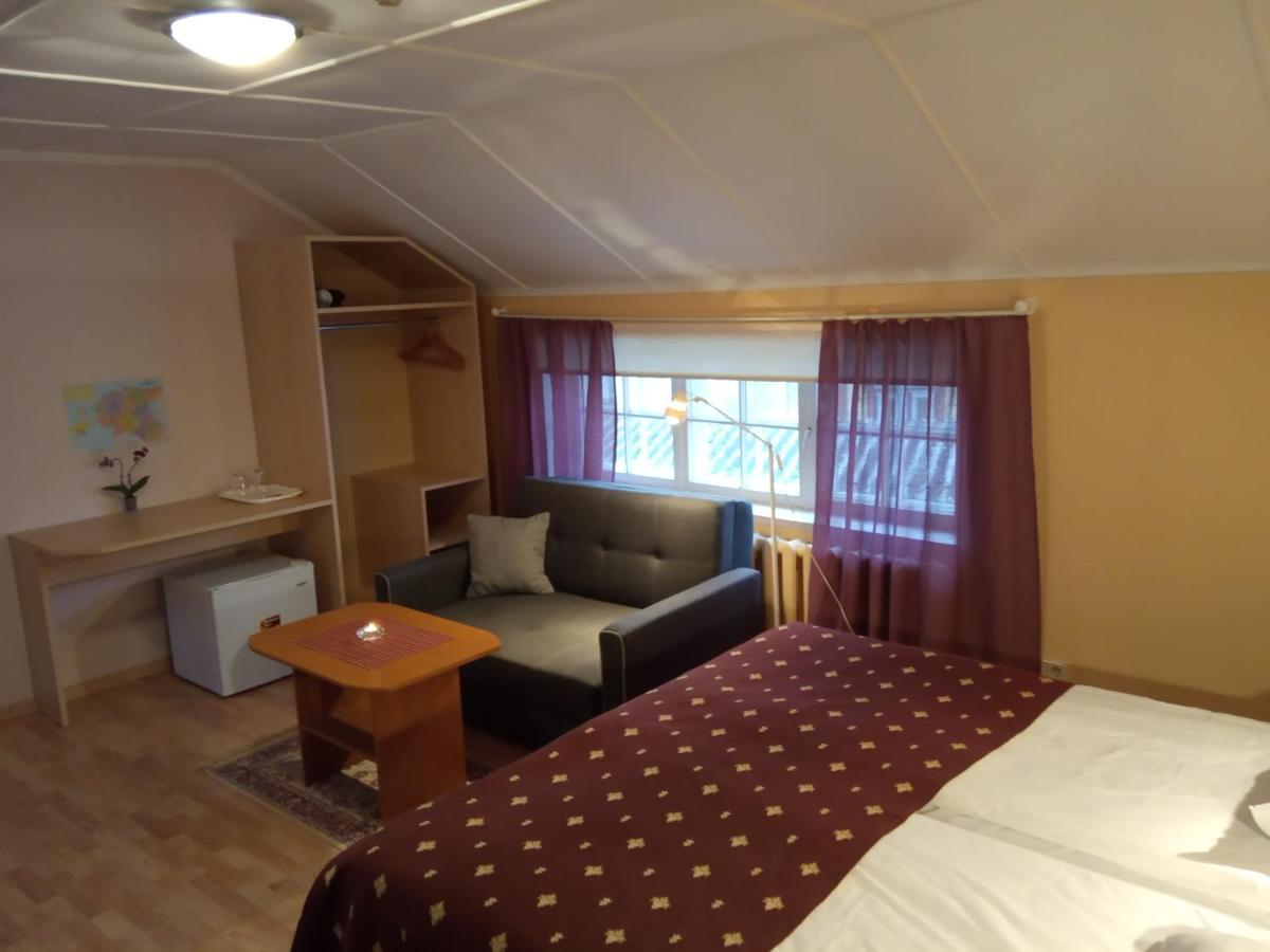 Repo Hotel Kuressaare Exterior foto